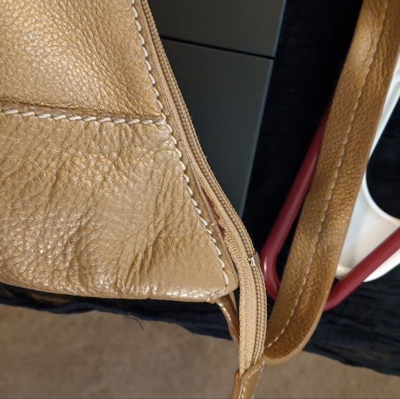 The SAK Pink Label Gold Pebble Leather Fringe Shoulder Bag. - Picture 15 of 16